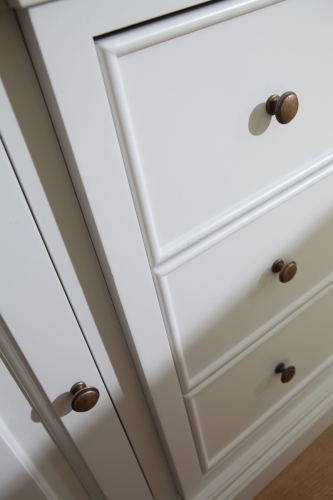 LaMaison-01-knobs-09