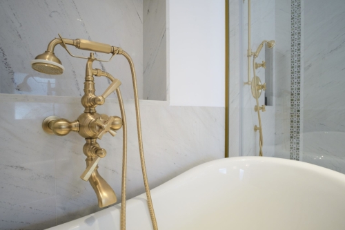 LaMaison-01-metal-and-marble-bath-tub-05