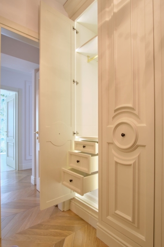 LaMaison-02-wood-paneling-07