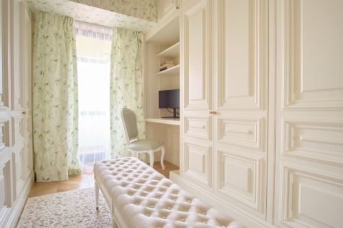 LaMaison-03-testiles-curtains-rugs-02
